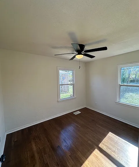 314 E Ercoupe Dr — Photo 10