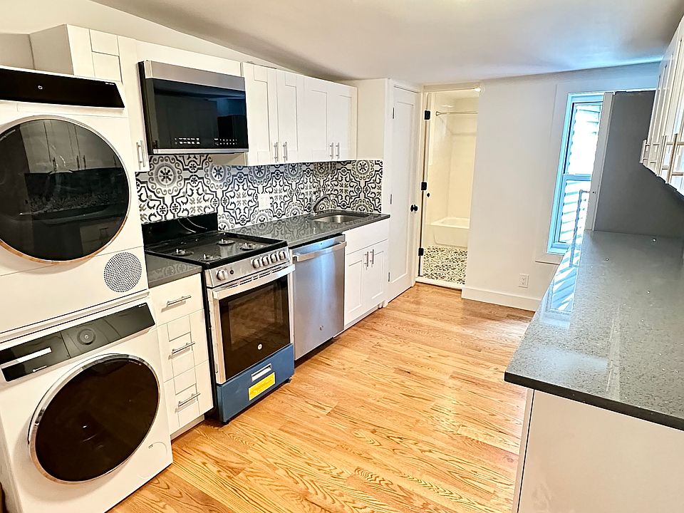 1st image of 139 N 6th St Floor 2