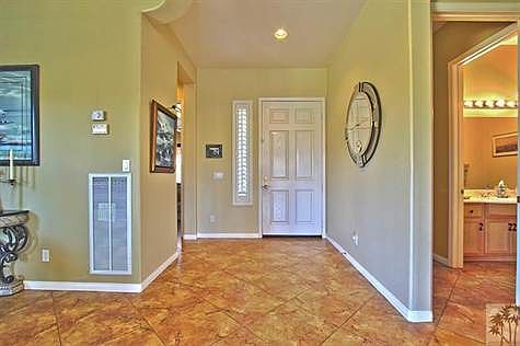 5th image of 60226 Phillip Ct
