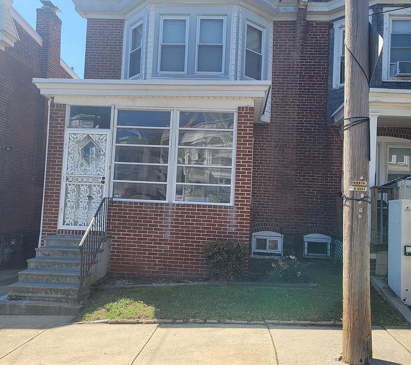 1st image of 106 E 25th St
