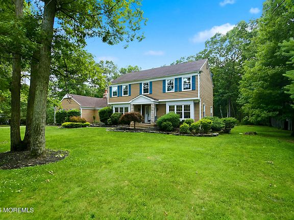 5th image of 1820 Whitesville Road
