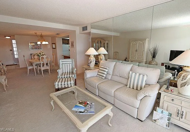 3443 Gulf Shore Blvd N #804 — Photo 3