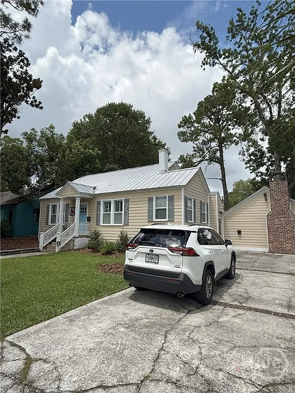 2 bed, 2.0 bath, 2186 sqft, $2,850 — Photo 2