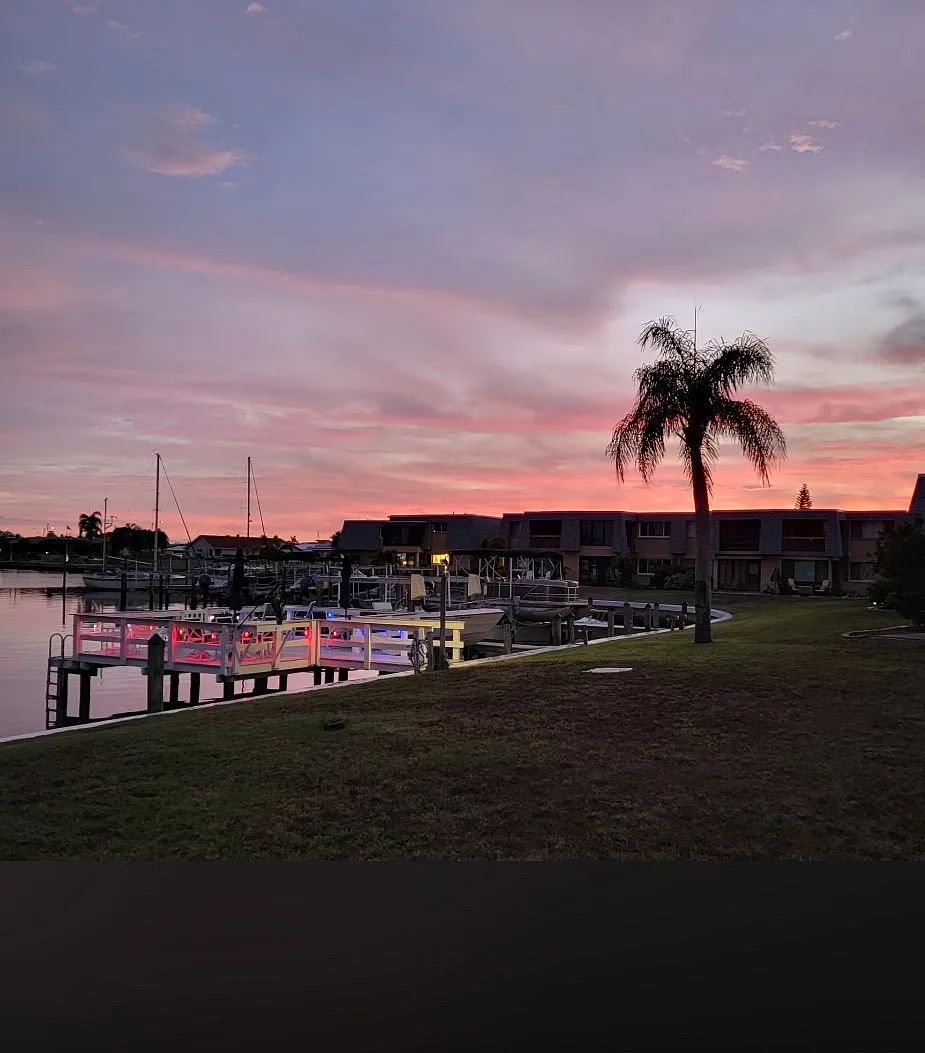 2 bed, 1000 sqft, $2,100 — Photo 1