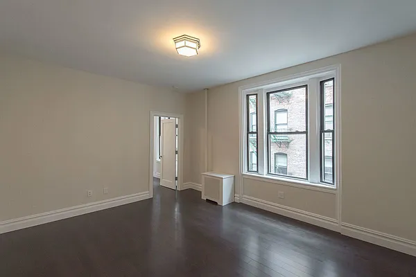 Rented by Compass | media 9