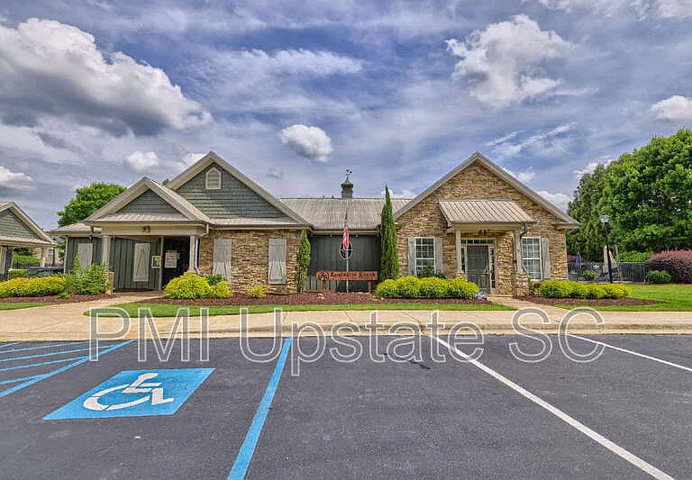 218 Marefair Ln — Photo 37