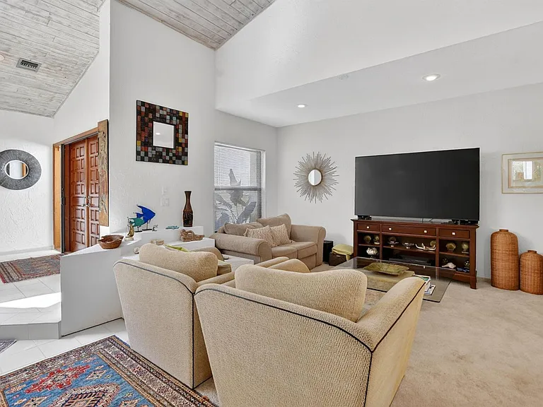 22519 Esplanada Cir W — Photo 7