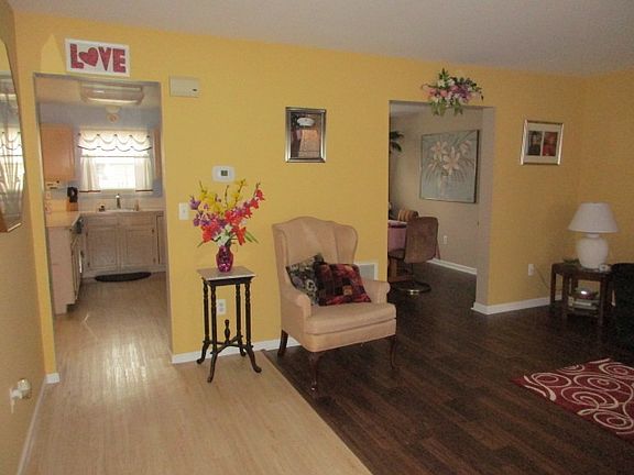 3rd image of 1103 Del Mar Ct
