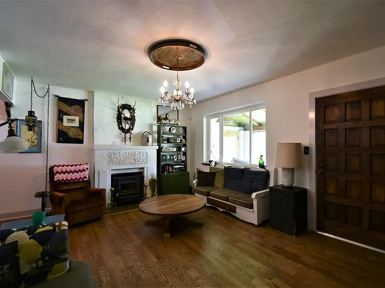 4641 Blount Ave — Photo 7