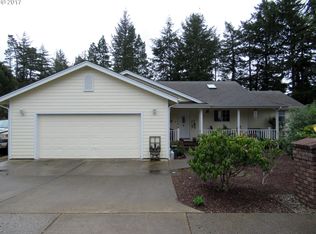 2204 13th St, Florence, OR 97439
