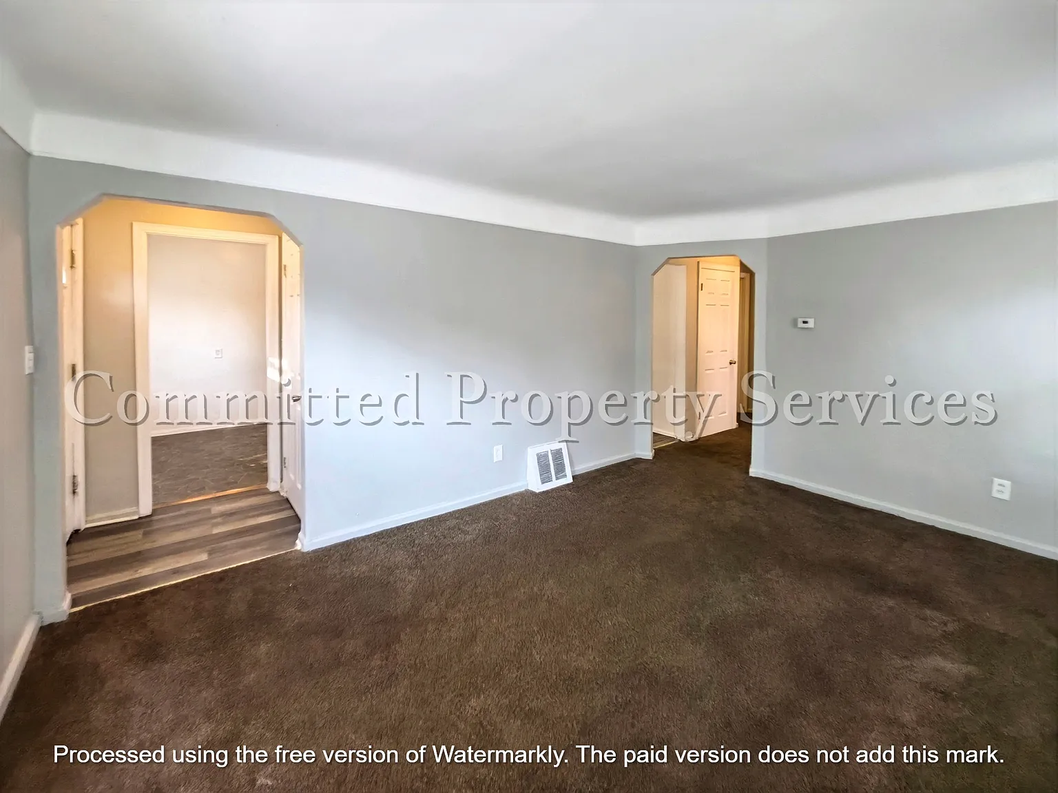 3 bed, 845 sqft, $1,300 — Photo 2