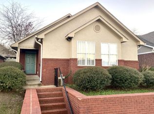 2537 Cressant St, Tupelo, MS 38801