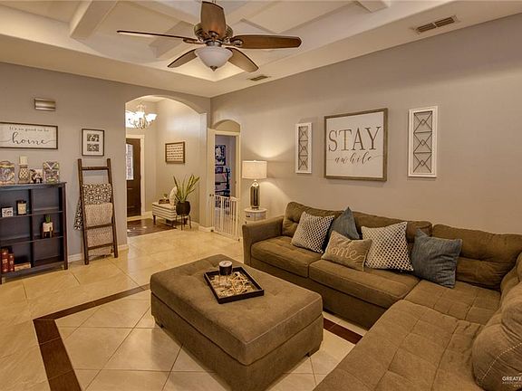 4th image of 2714 Sabal Palm Dr