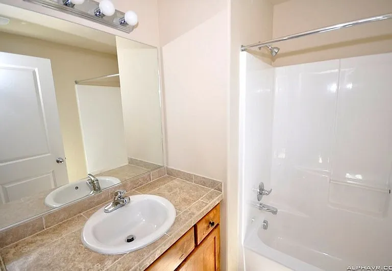 16275 SW Gage Ln — Photo 3