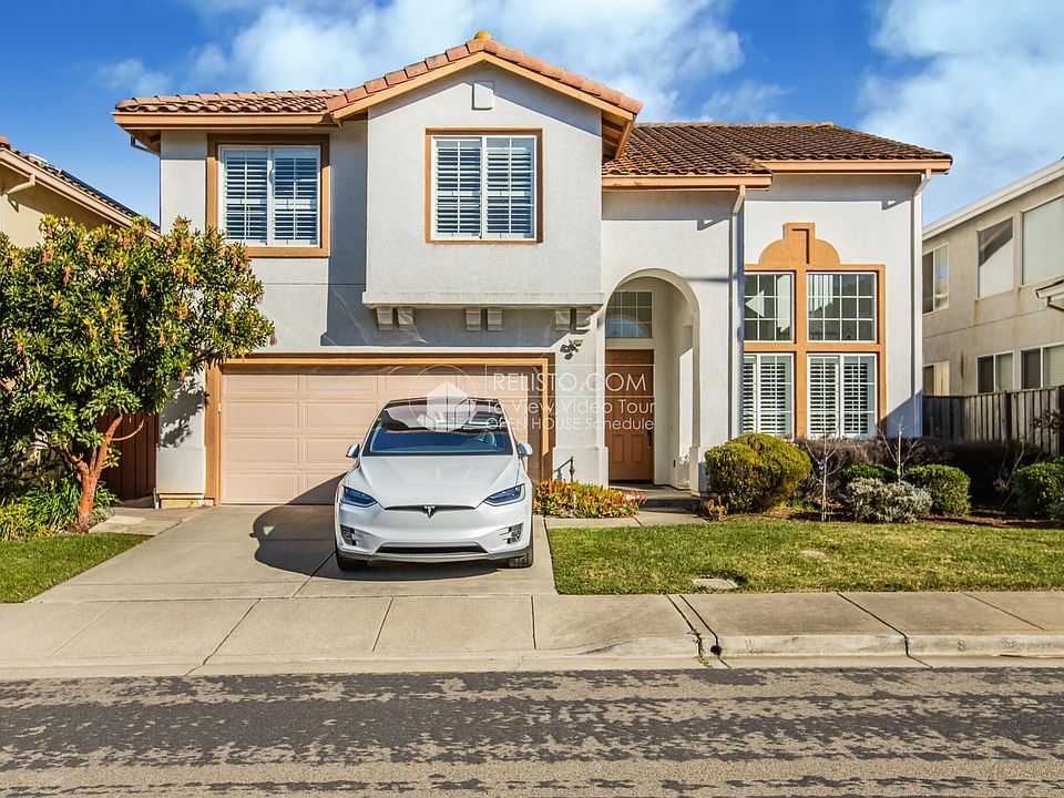 1st image of 628 McLellan Dr