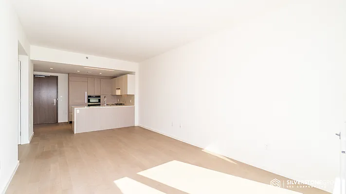 Rented by Silverstone Group USA Corp. | media 6