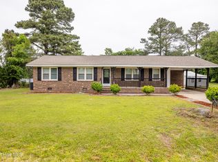 122 W Pine Forest Road, Mount Olive, NC 28365