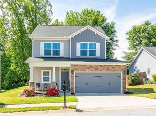 232 Rivers Edge Cir, Simpsonville, SC 29680