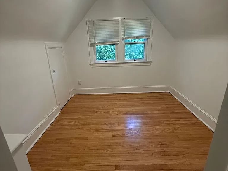 6475 Durham Rd — Photo 4