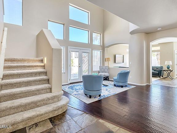 3rd image of 1135 E MOUNTAIN VISTA Drive