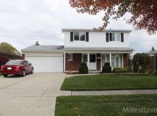 34422 Amsterdam Dr, Sterling Heights, MI 48312
