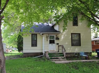 408 21st St, Spirit Lake, IA 51360