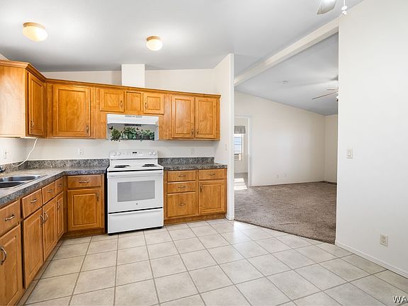 5th image of 9260 N Diamond Bar Avenue