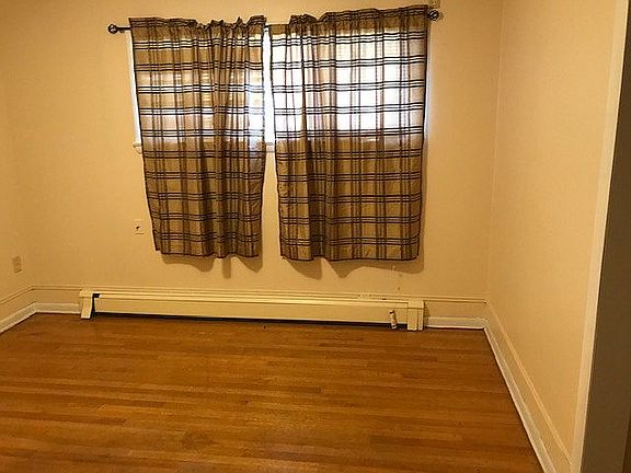 First bedroom.