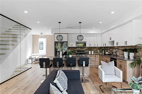 11858 W Flower Ln Photo 1