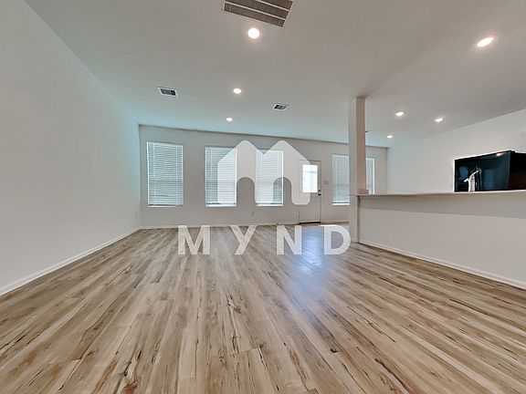 3rd image of 18423 Cobalt Cove Ln