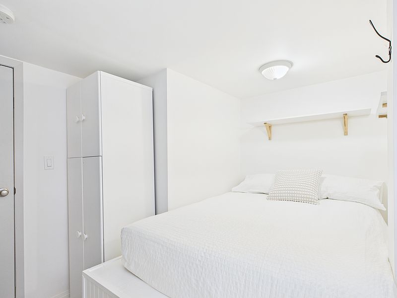 Victoria House for rent - 3 Bedrooms — photo 8