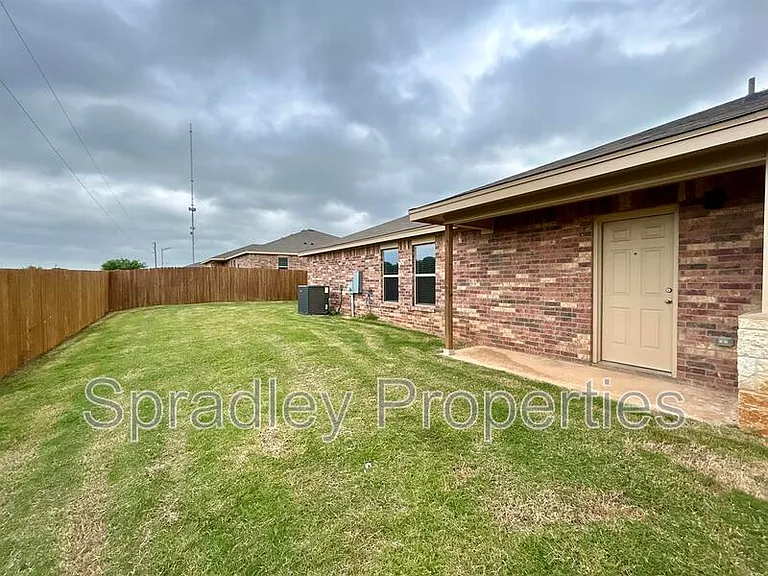 1008B Llano Ct — Photo 12