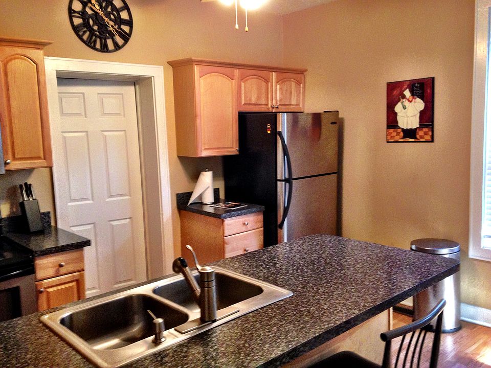 1st image of 1254 Dennison Ave