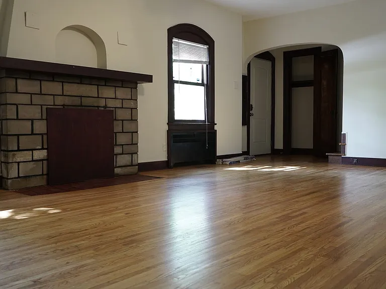 706 N Washington St — Photo 10