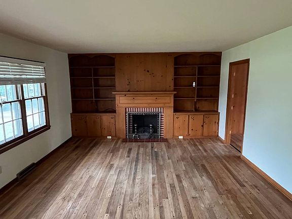 4th image of 1707 Vandivert St