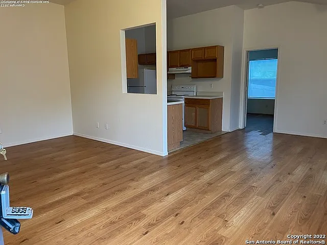 2 bed, 2.0 bath, 935 sqft, $1,225 — Photo 4