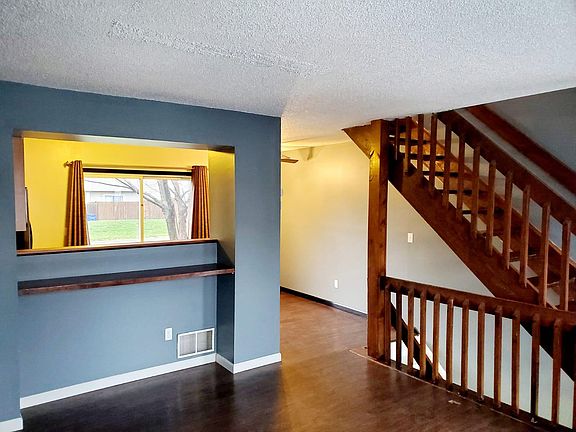 4th image of 7862 Barkwood Dr