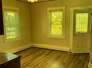 7 Morton St, Framingham, MA 01702