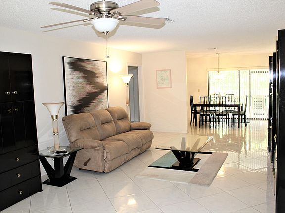 3rd image of 4670 Rosewood Tree Ct APT A