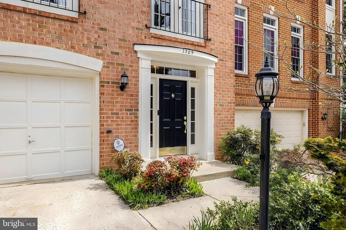1309 Sundial Dr photo 1