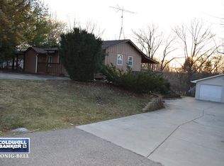2917 Walnut Dr, Wonder Lake, IL 60097
