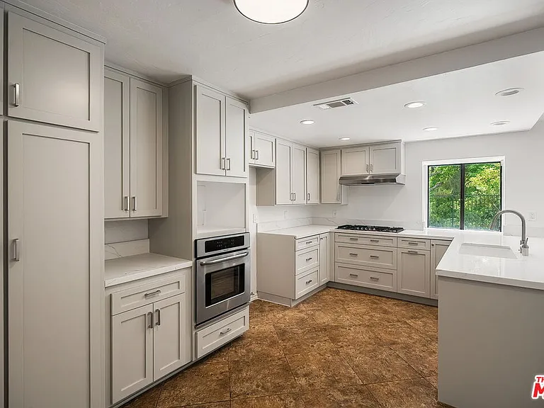2952 Bottlebrush Dr — Photo 15