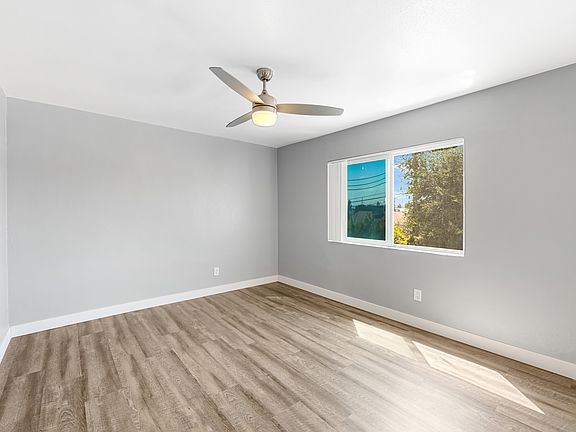 5th image of 1539 Pumalo St APT 24