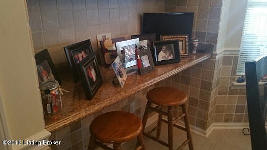 Spinnaker kitchen nook