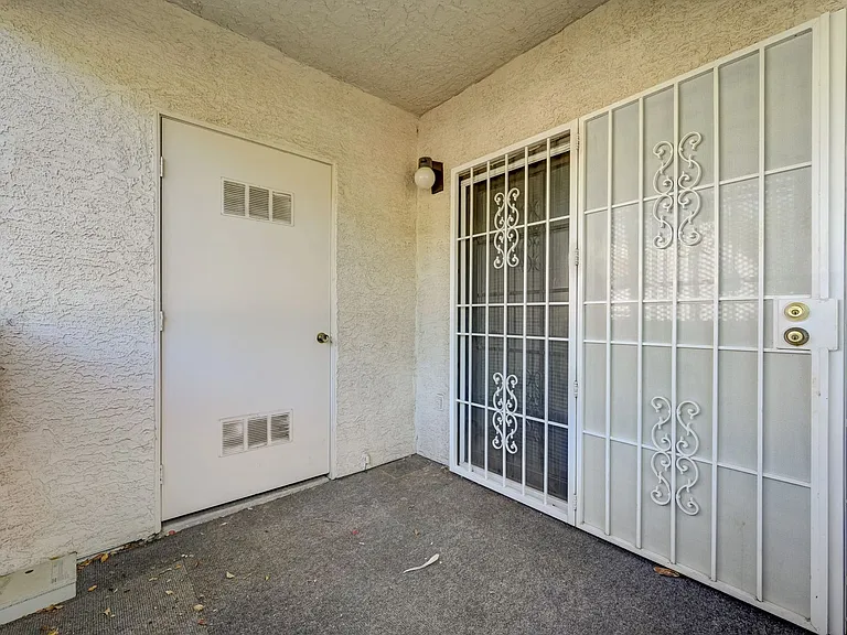 101 Luna Way #136 — Photo 39