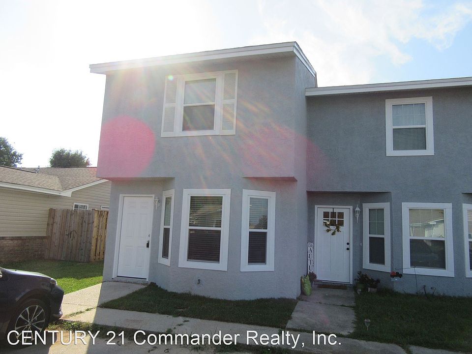 1st image of 2418 Johnson Dr