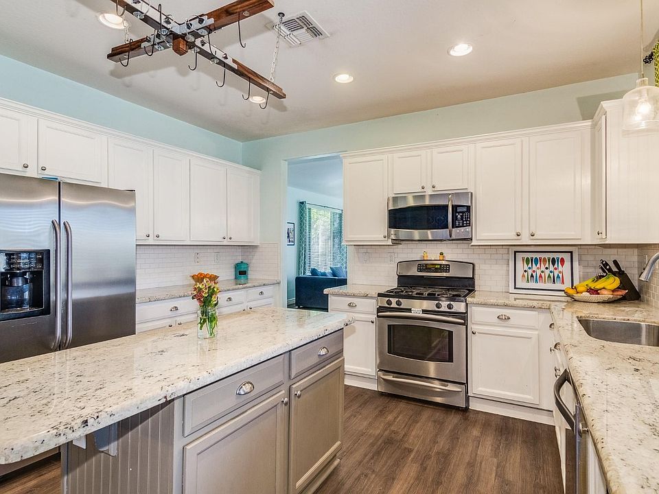 1st image of 39512 N Laurel Valley Ct