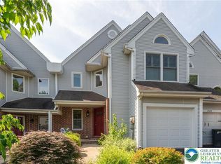 7924 Cross Creek Cir #61, Breinigsville, PA 18031