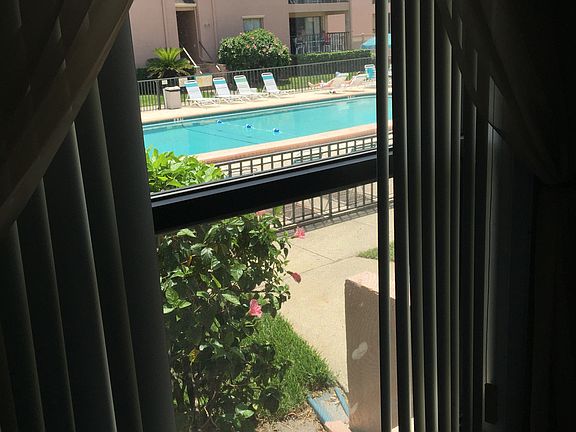 4th image of 19725 Gulf Blvd APT 37