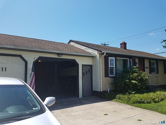3rd image of 211 Melba Street
